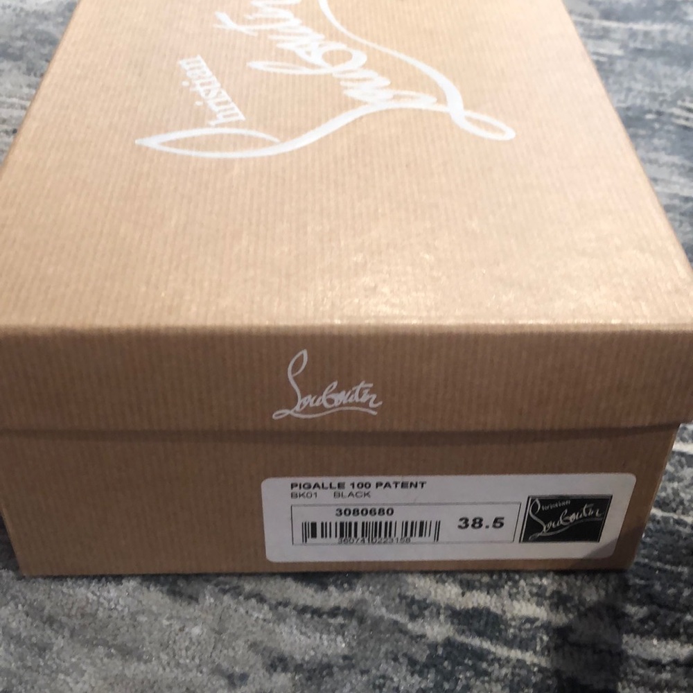 Classic Louboutin Pigalle 100 mm heels - Picture 6 of 8